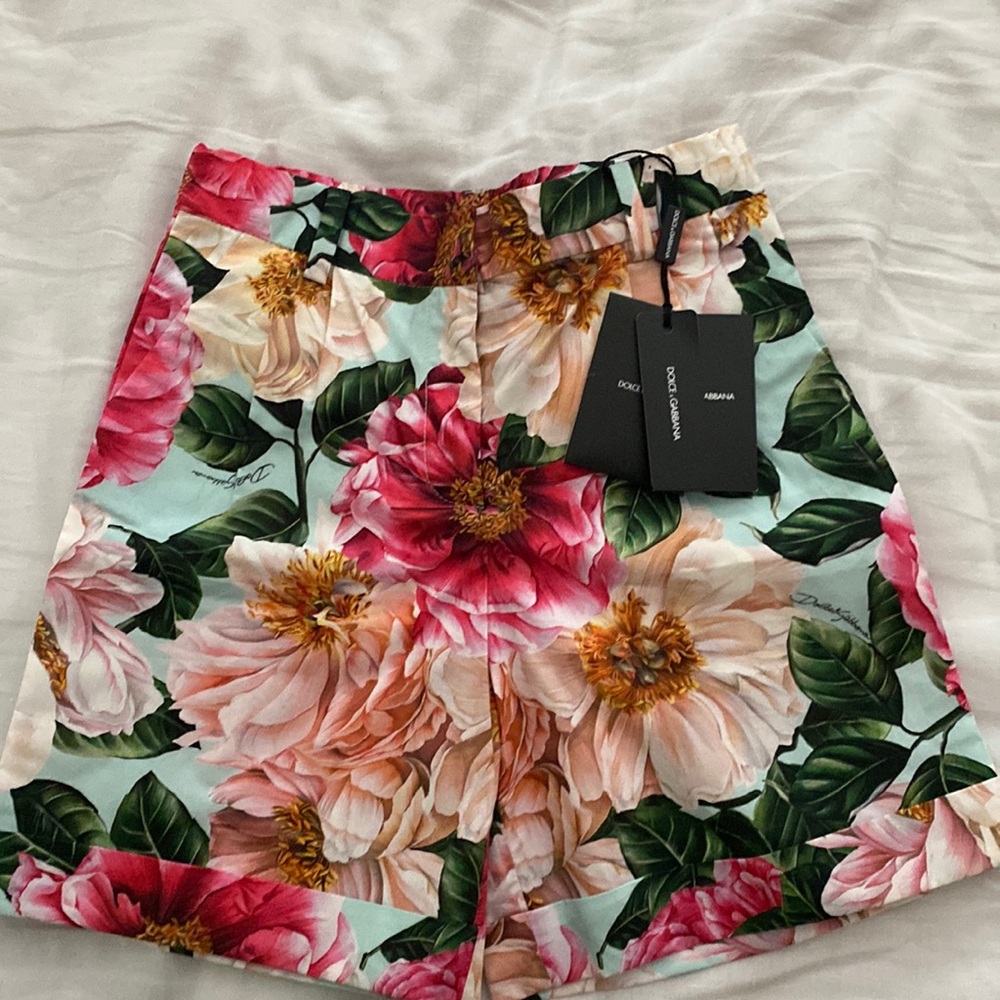 Dolce & Gabbana Bermuda shorts NWT